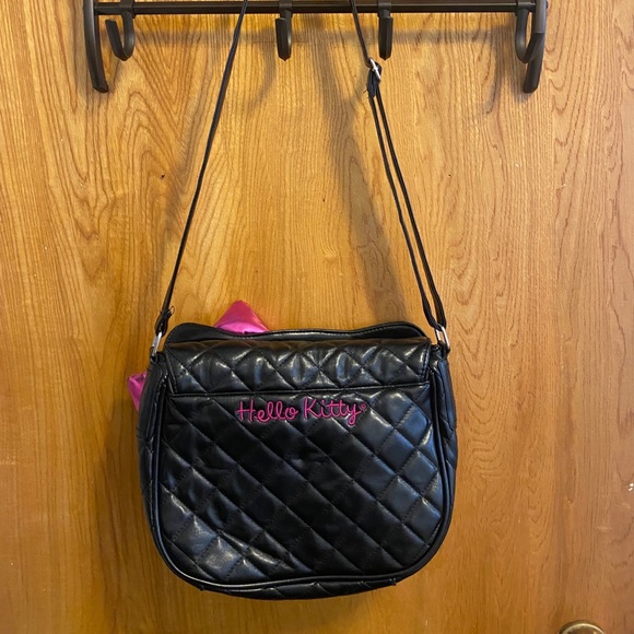 Hello Kitty Crossbody - Picture 6 of 7